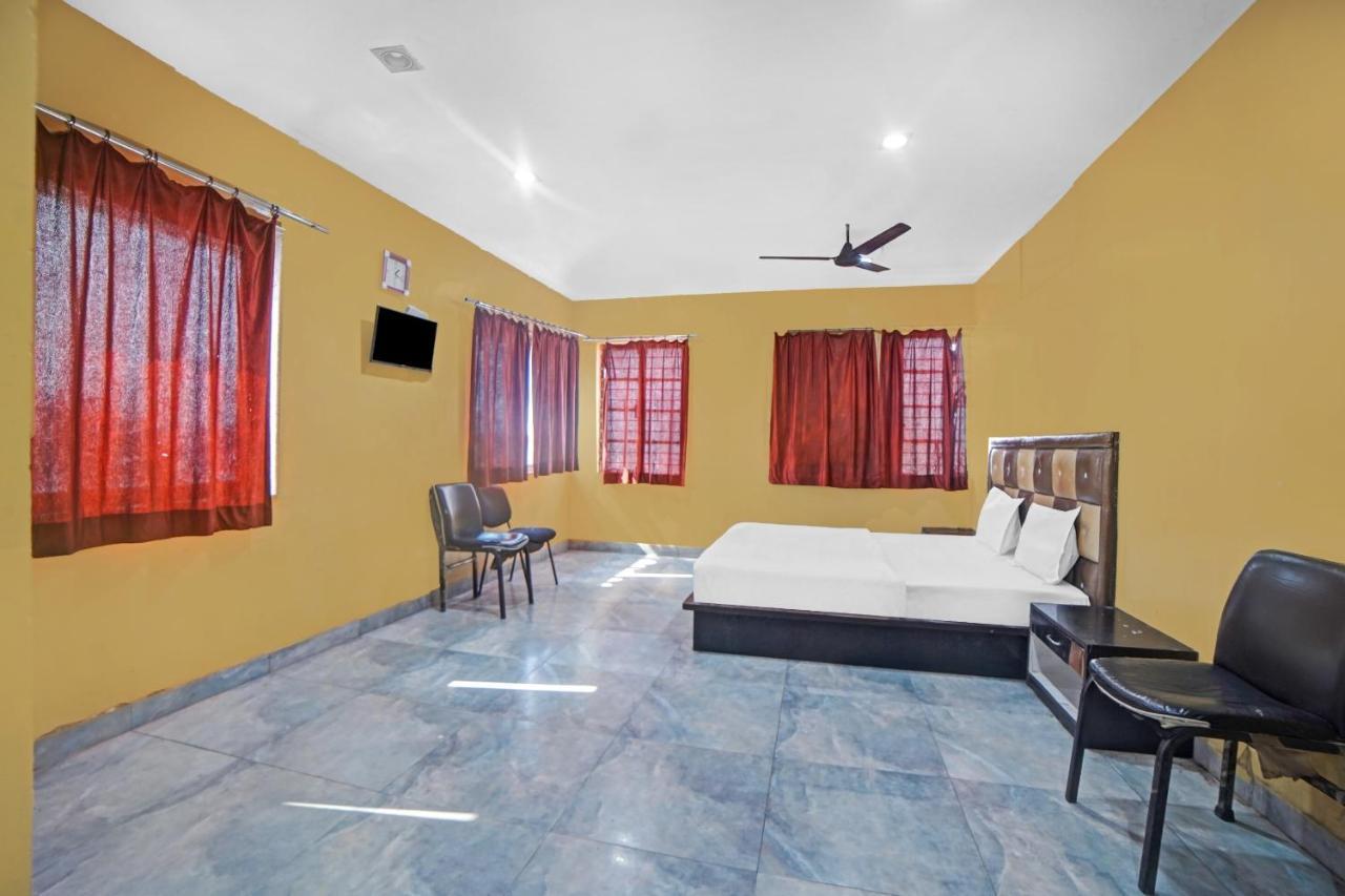 Oyo Flagship 85517 Hotel Sheetal Lake View Rāipur Dış mekan fotoğraf